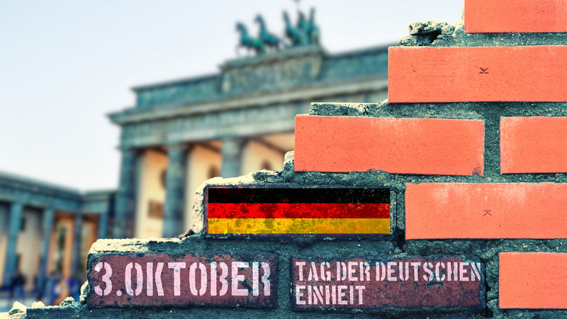 A Wall in Berlin and reference to 3 October Day of German Unity