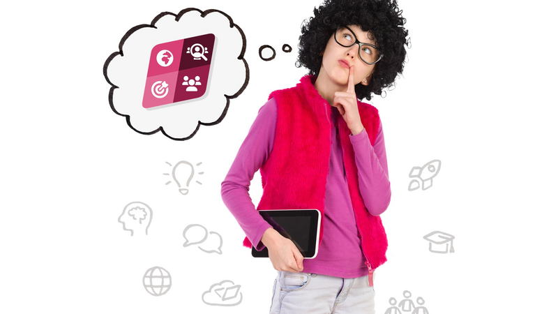 Symbolbild: Junge Frau mit Tablet und Logo "Digitale Lernaufgaben"