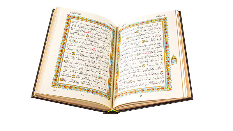 Koran aufgeschlagen