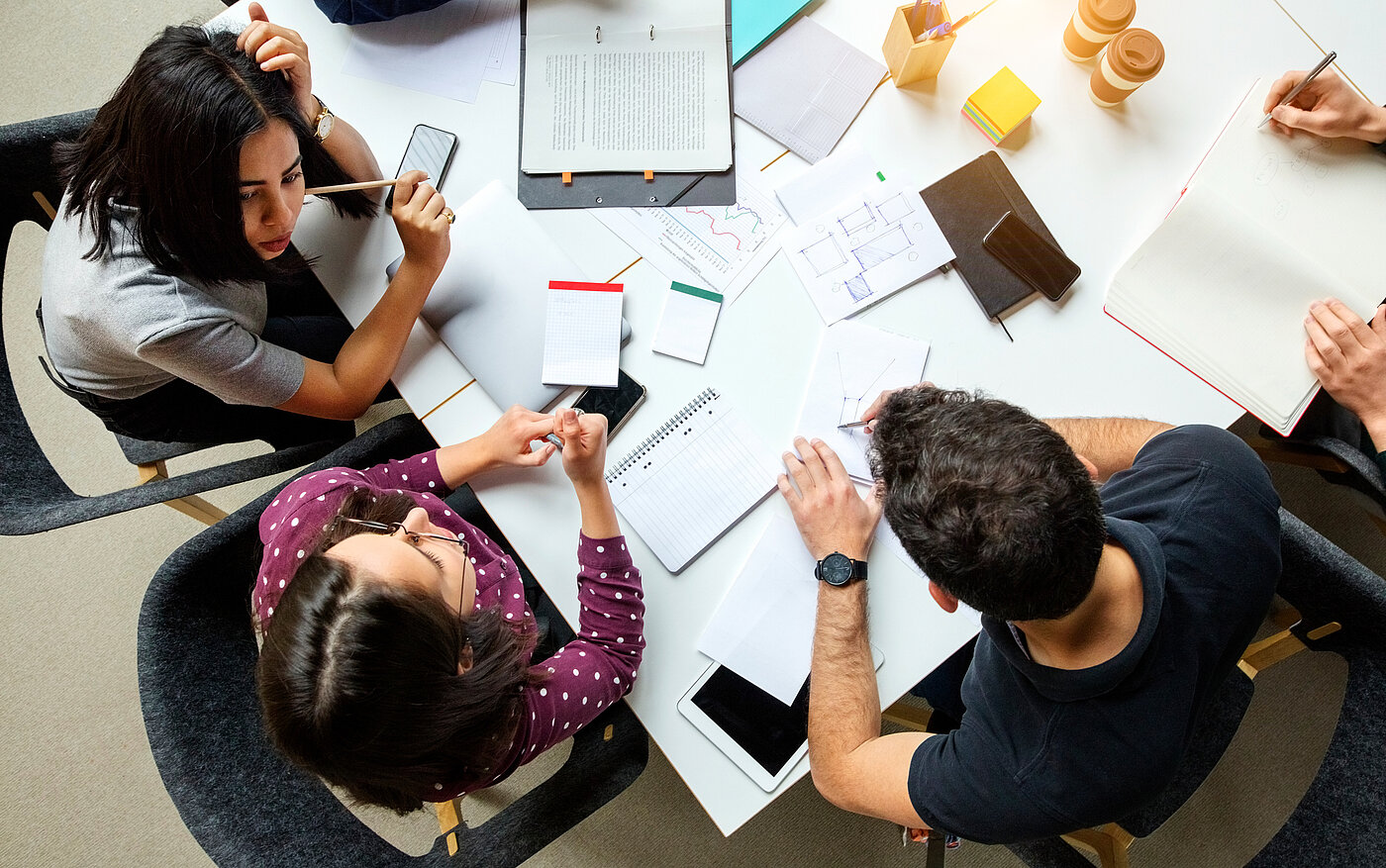 Schüler-Team arbeitet gemeinsam an neuem Projekt